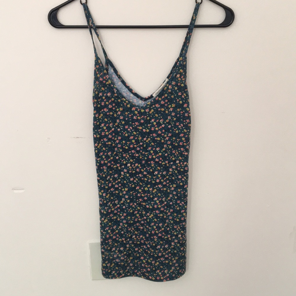 Flowered v neck tank top
